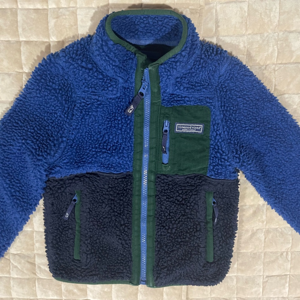Vineyard Vines high-pile full-zip boys jacket size 5